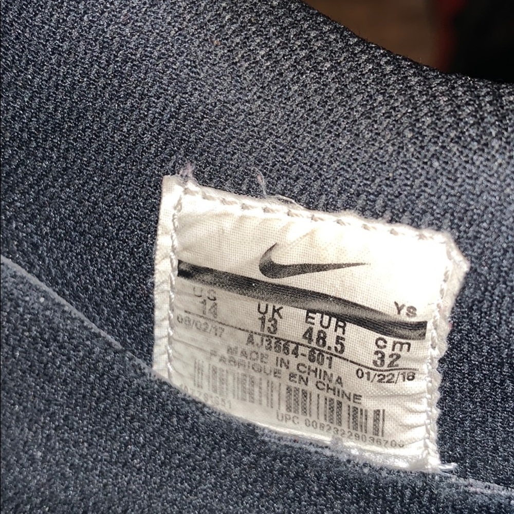 Air Force 1 - Picture 8 of 8